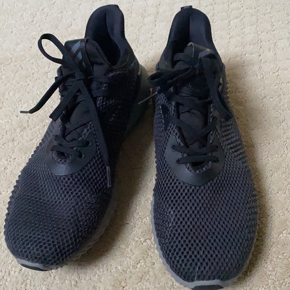 Women’s Adidas ALPHABOUNCE sneaker - Picture 2 of 7